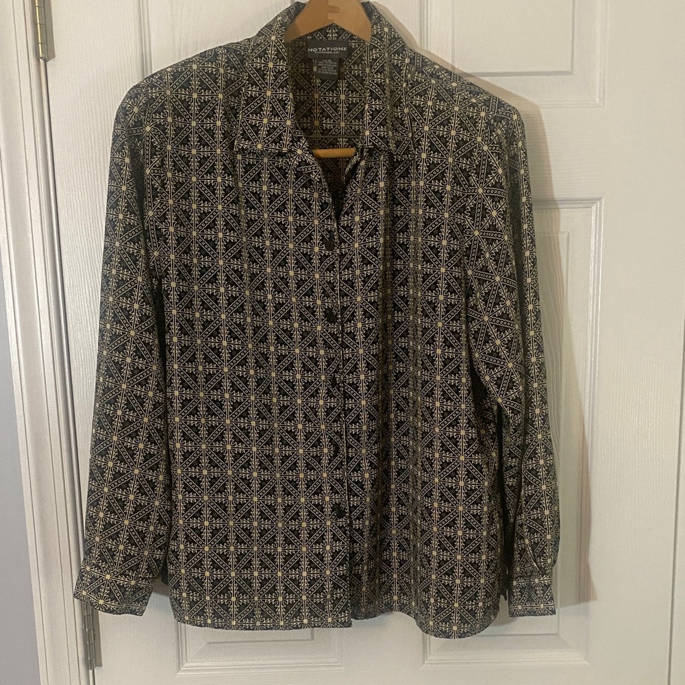 Vintage Y2K 90’s women’s XL Notations Black and Cream Geometric-Print Shirt